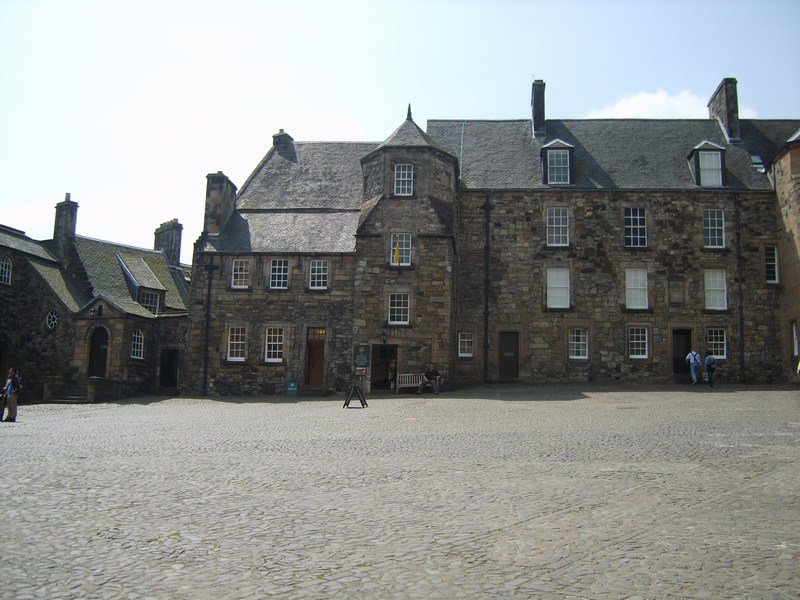 courtyardatstirlingcastle.jpg