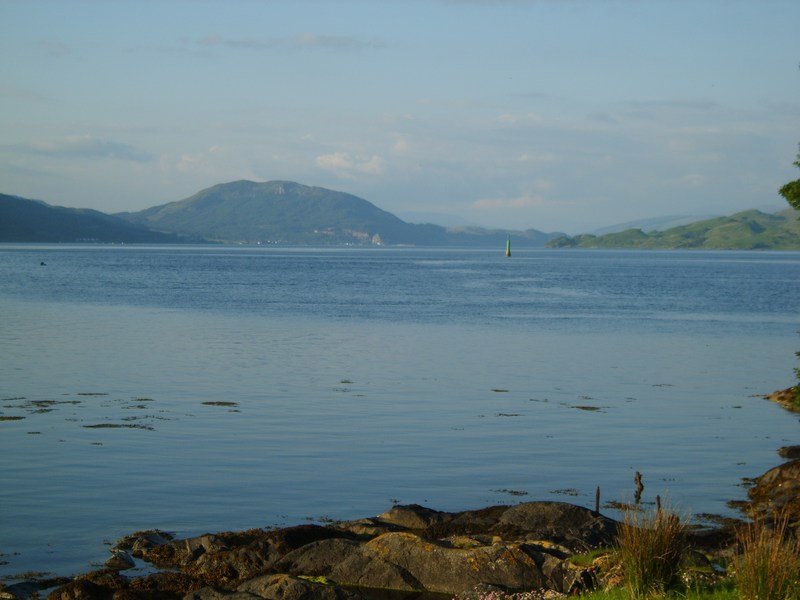 anotherangleonlochfynefromminardcastle.jpg